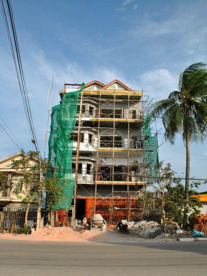 Baustelle... Gerüst vorhanden. Funktioniert.