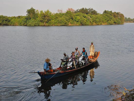 nach vier Mopeds haben wir weiteren Zustieg bestreikt!