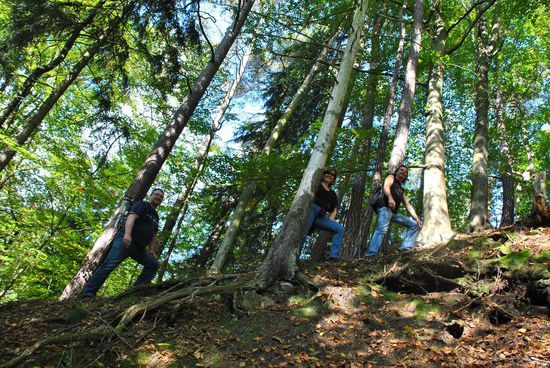 zur Abwechslung steigen wir dann mal ein wenig abseits vom Hauptweg in die Höhe