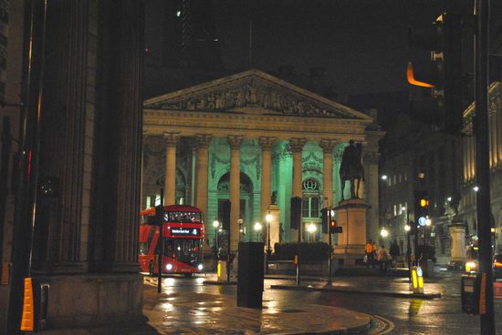 ich liebe diese roten Doppeldecker