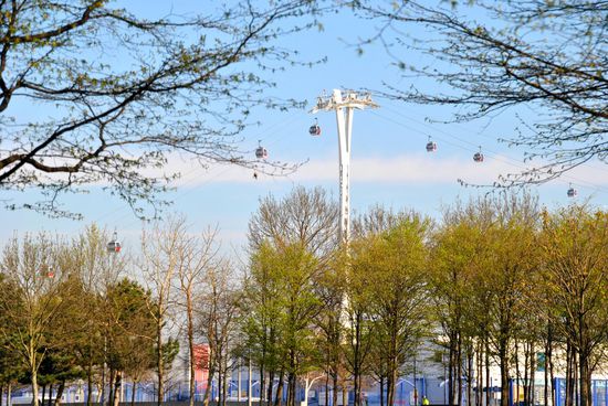 Emirates Airline - keine Ahnung, ob man das braucht 