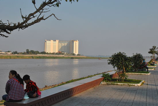 Abendstimmung am Sisowath Quai