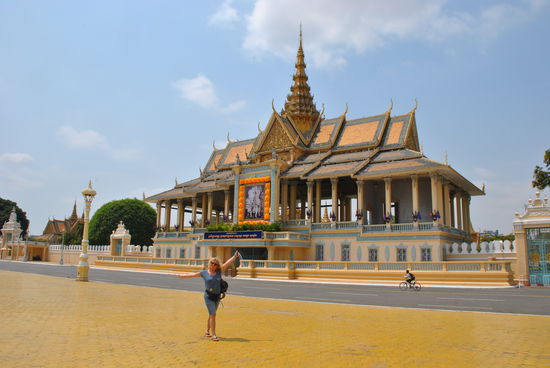 Königspalast - Gaby (fast) allein 