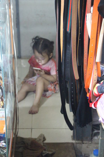 Hauptsache Handy! Scheint keine Altersfrage zu sein 