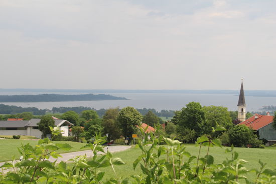 Sicht auf Chiemsee von Hittenkirchen