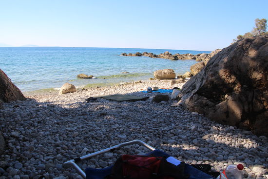 die kleine Bucht - noch ohne Nackedeis 