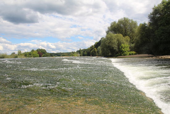 dank den zwei Jungs, bekomme ich noch eine geführte Flusswanderung