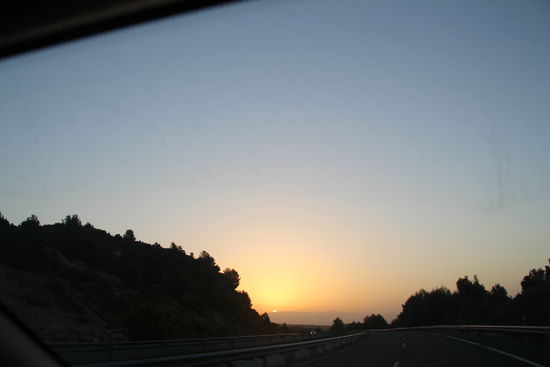 7:45 Uhr Sonnenaufgang - ich fahre gen Osten 