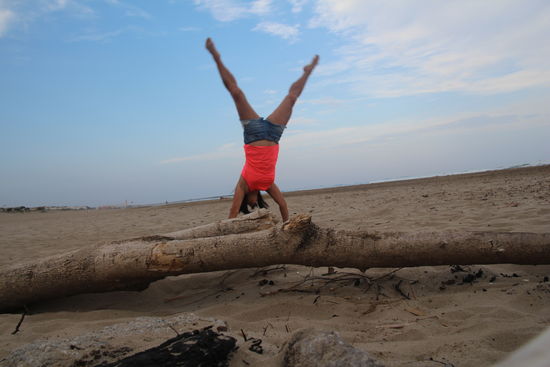 Die Tagesbestleistung: Kamera mit 10 Sek. Selbstauslöser aktivieren und beim zweiten Versuch eines Rades die Mittelposition erwischen - ich weiß, ich bin nicht so ganz normal  aber lustig!! und kann mich beschäftigen.