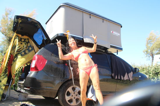 Wasser läuft  Test bestanden - mit Abstrichen - Wassersacknähte bereits geplatzt