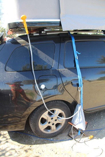 Camping-Dusche - betriebsbereit über Auto-Zigarettenanzünder
20 €