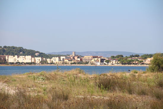 Blick auf die Altstadt von Gruissan