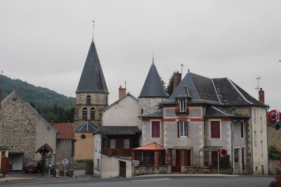 Ferrières-sur-Sichon - "Zentrum" 