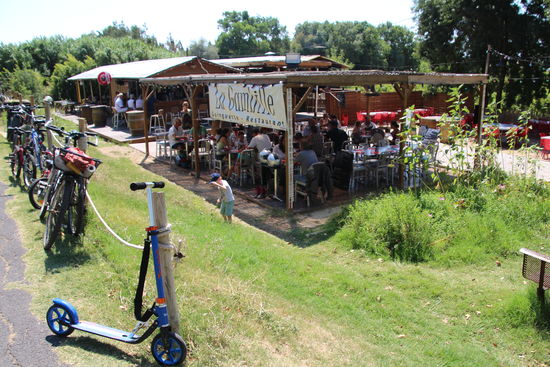 La Gambille - Tapas, Getränke und Musik
https://web.facebook.com/LaGambille/?_rdc=1&amp;_rdr