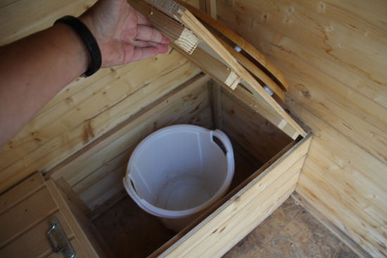 einfach ein Eimer darunter