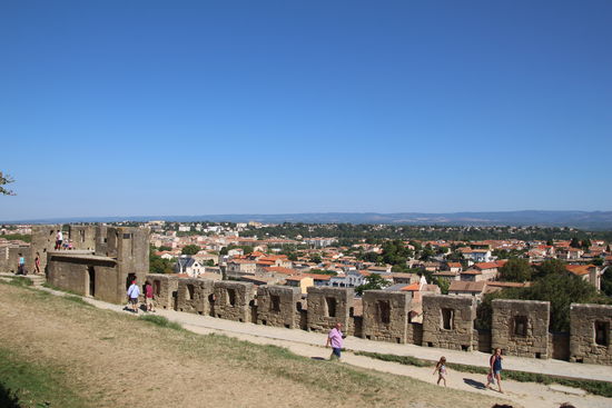 noch ein Rundgang über die Außenmauer
