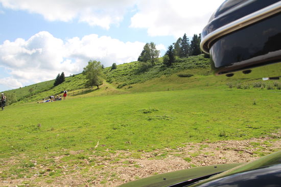 und ein Pass nach dem anderen