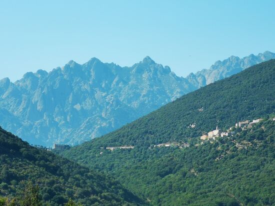 und so langsam nähere ich mich den höheren Bergen