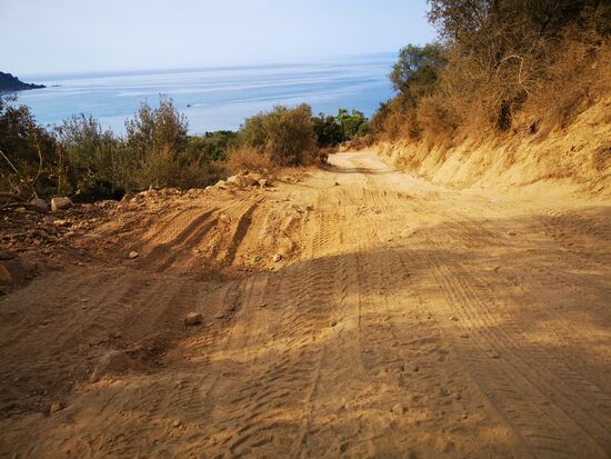 war keine schlechte Idee, das Auto oben stehen zu lassen 