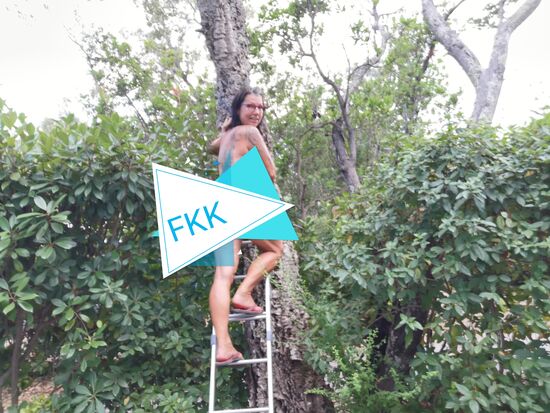 ich stelle fest, die Leiter für mein Dachzelt ist manchmal auch für andere Aufbauten (Hängematte, Wäscheleine) hilfreich