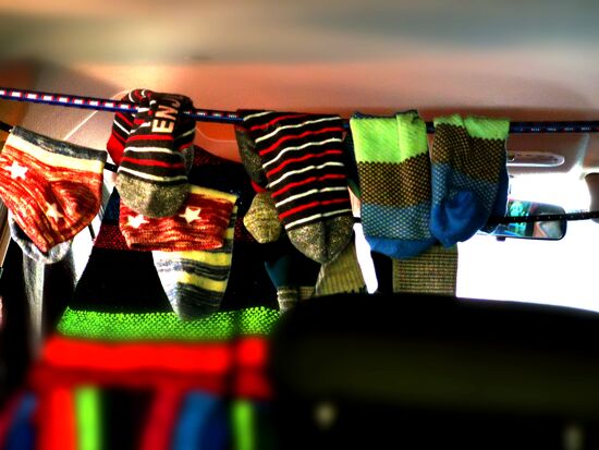 und die Söckchen werden im Auto aufgehängt 