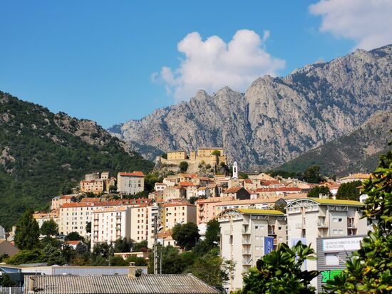 Corte - noch mit einer weißen "netten" Wolke 