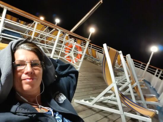 es wird leer um mich herum