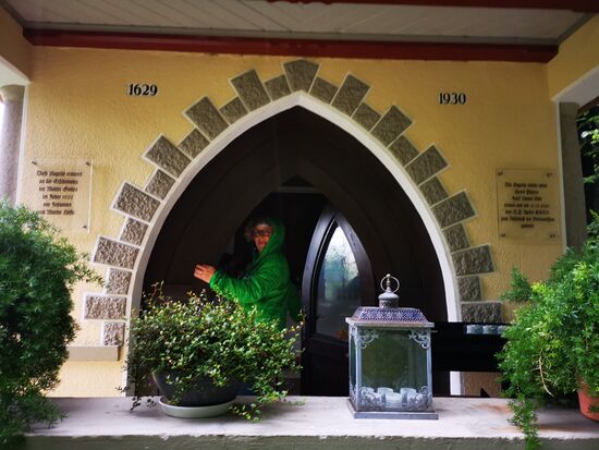 Erscheinungskapelle (hier erscheint gerade Evelyn)