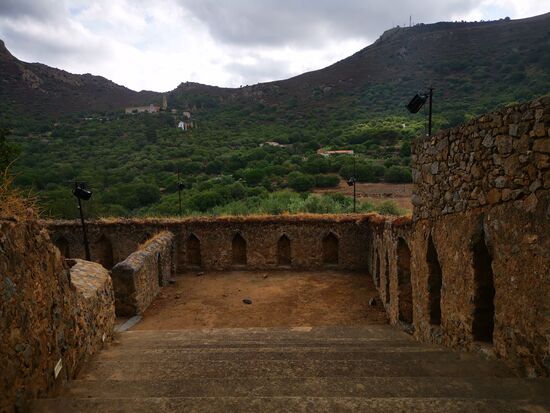 Diese Bühne braucht nur 4 Scheinwerfer 