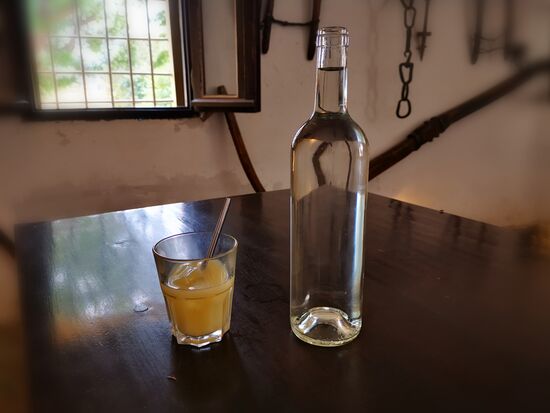 frisch gepresster Zitronensaft bei "Olivier"