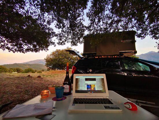 Und dann wird am Reisebericht gearbeitet.