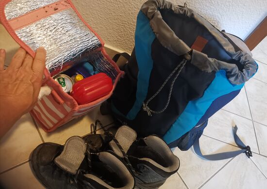 Einkehrmöglichkeiten gibt es nach wie vor nicht, also muss Verpflegung mitgenommen werden.