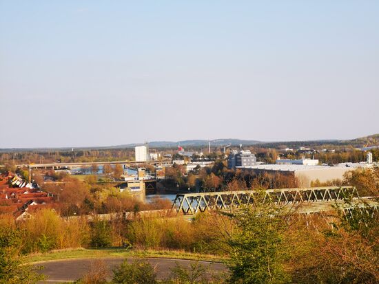 Blick Richtung Osten:  Main-Donau-Kanal