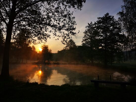 ,,, man kann aber, wenn man nicht schlafen kann und so eine herrliche Stimmung druaßen herrscht