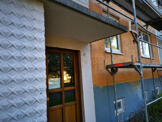 Allendestr. 16 - leider sah ich nur eingerüstete Fassaden