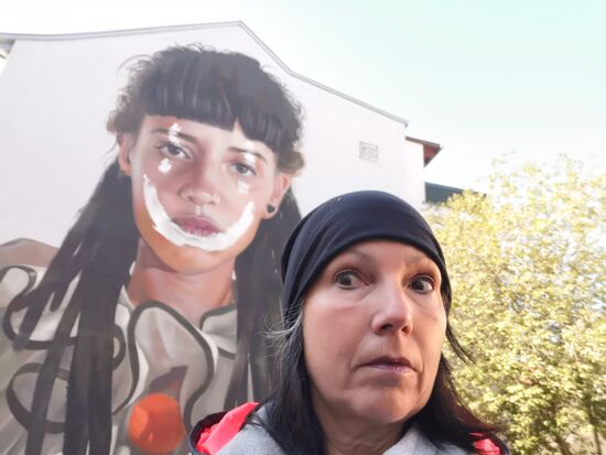 ich bin total überwältigt: dieses Graffiti sieht aus wie ein Foto!!
"The Day The Clown Cried" von CASE
aus dem Jahr 2020
Schloßberg 1A
https://www.schmalkalden.com/sehenswertes/urban-art/