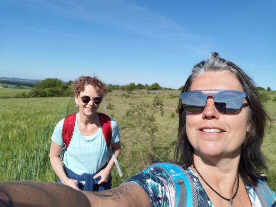 heute habe ich mal "schwesterliche" Begleitung beim Wandern