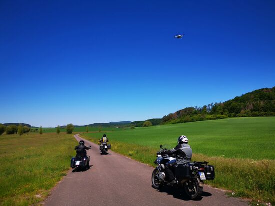 und hier gibt es mal wieder einen Einsatz für die Drohne