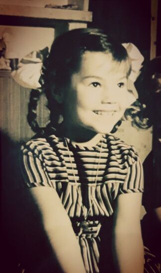 es war einmal ein kleines Mädchen, das liebte Märchen...