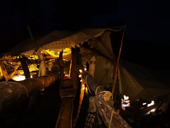 es wird Nacht an Bord