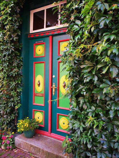 wunderschöne Türen gibt es hier