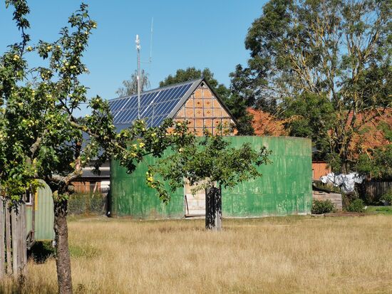 ehemaliges Silo, nun für kleine Konzerte und Feiern genutzt