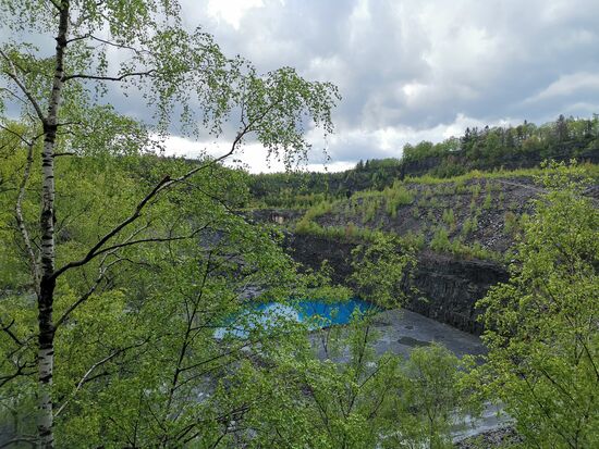 wir sind im Land des "blauen Schiefer"