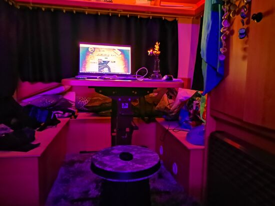 mein Büro  nächtliches Schreiben ....