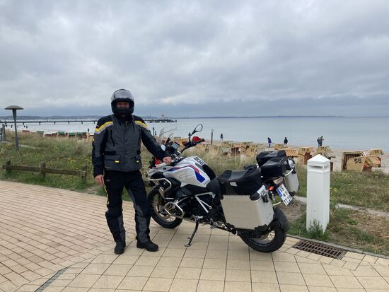 BMW GS1250 WordTravelEdition bei Touratech - im weiteren Verlauf "weiße Göttin" genannt 