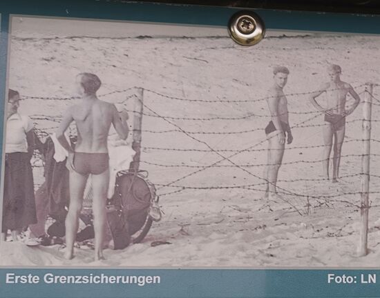 tja flotte Jungs - auf beiden Seiten des Zaunes 