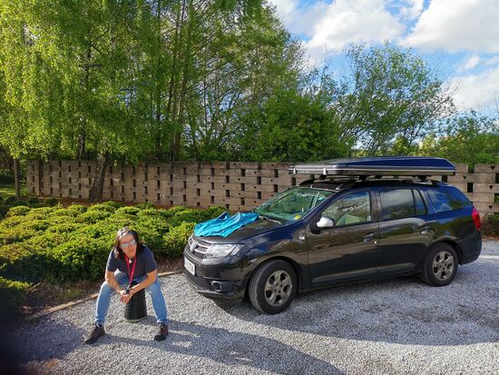 Jacke trocknen - Hocker-to-go raus - und warten auf KUHsäng