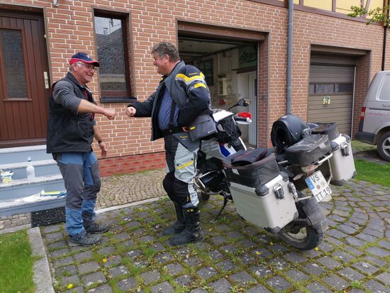 der "Hundeflüsterer"