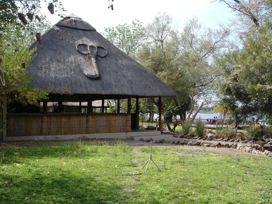 Drifters Camp in Maun, Blick auf Restaurant