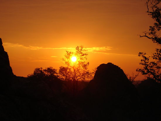 Sonnenuntergang beim Camp